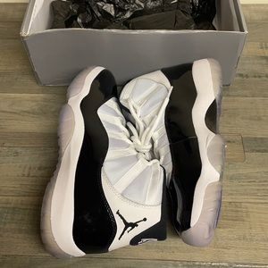 Jordan 11 sneakers size 9 no box top